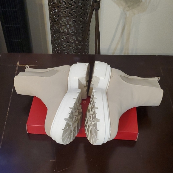 Stylish Beige Ankle Booties - Picture 5 of 5